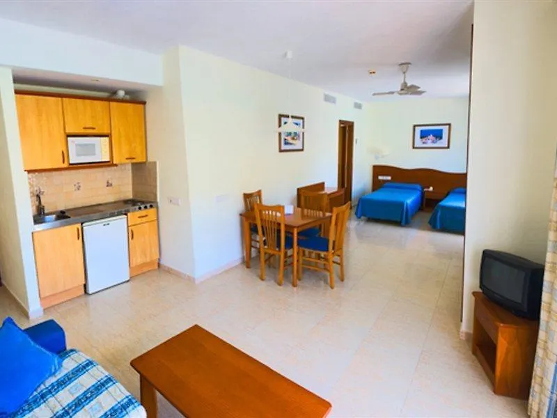Hotel El Pinar Cala Llonga  Spanje